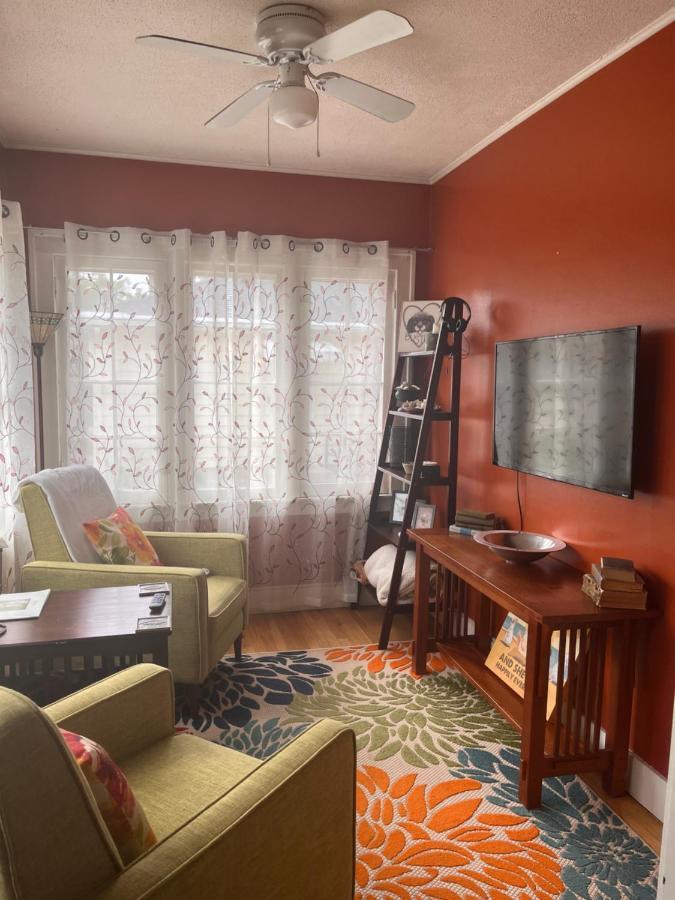 Cozy Cape Cod Villa Grand Rapids Buitenkant foto