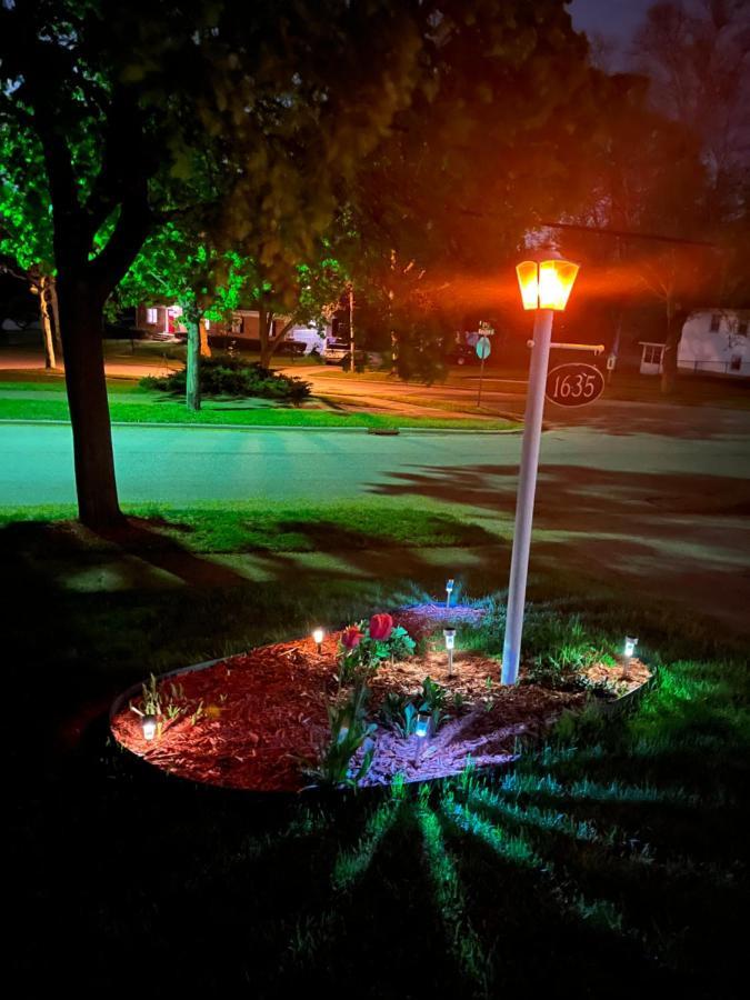 Cozy Cape Cod Villa Grand Rapids Buitenkant foto